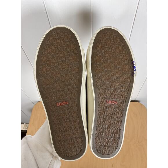 Taos Women's Footwear EZ Soul Canvas Slip On Sneakers in Gray Size 7.5 - Picture 9 of 10